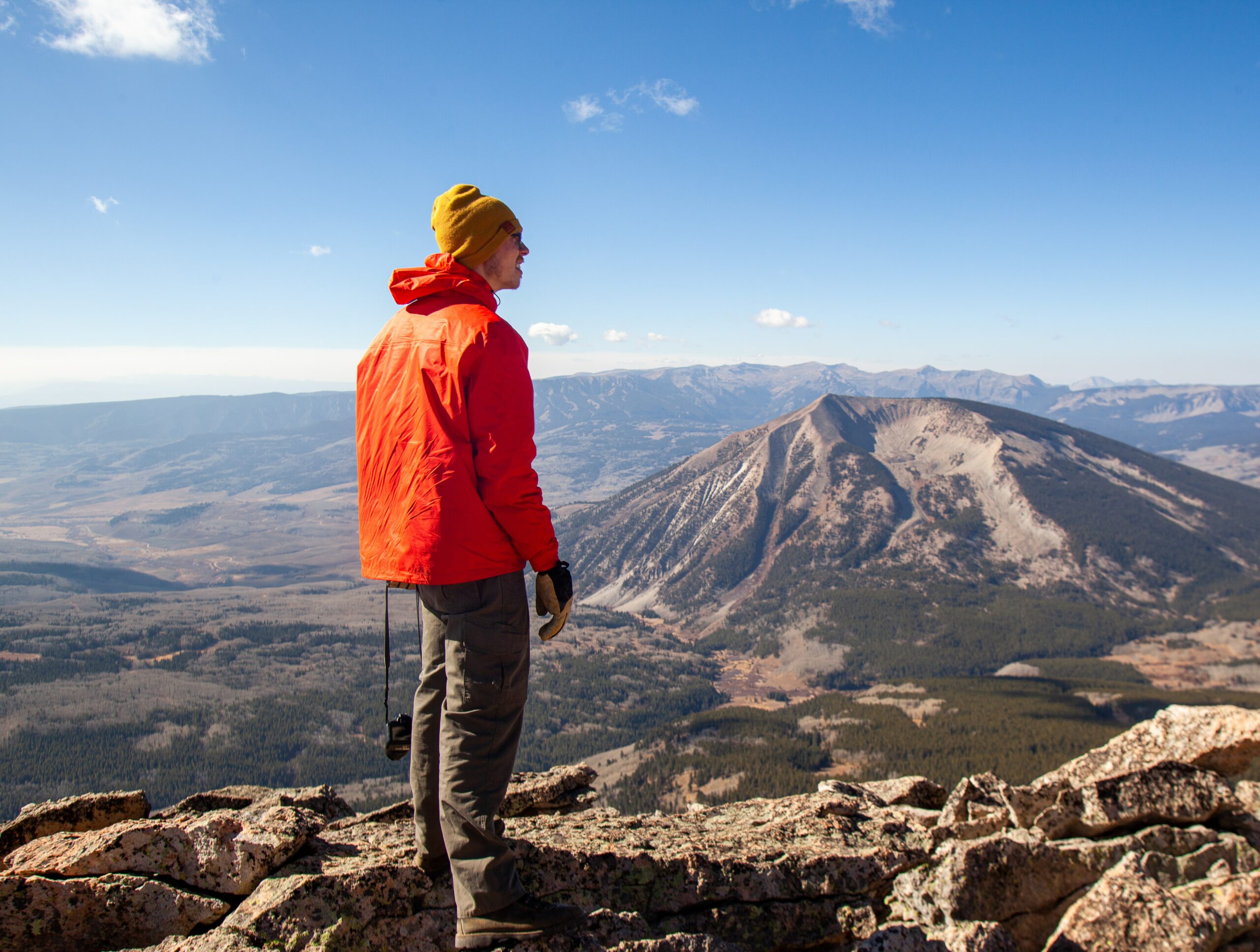 What to Wear Hiking in Colorado Broadmoor Outfitters